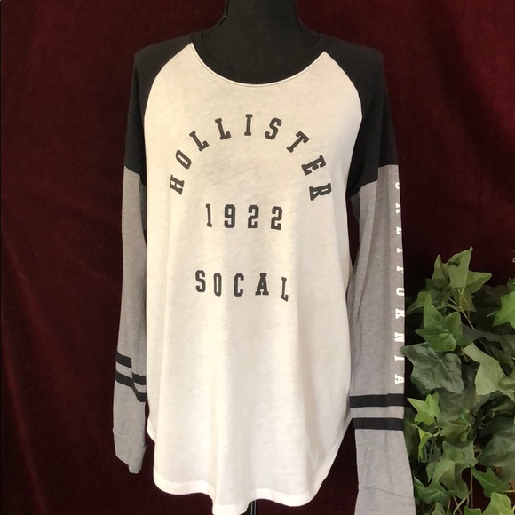 Hollister Tops - Hollister long sleeve shirt